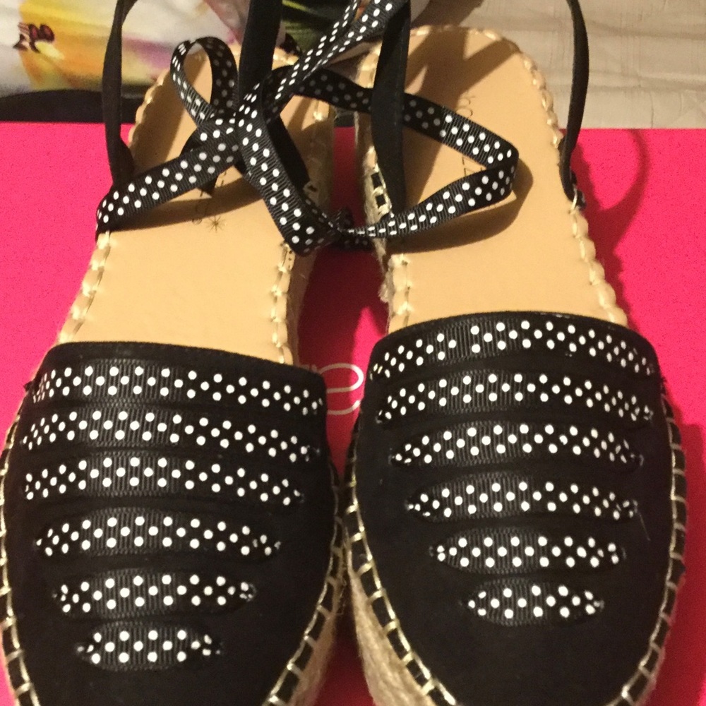 💥NEW WITH BOX black espadrille flats